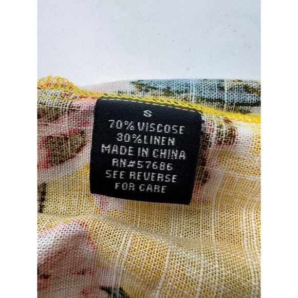 New Look Linen Blend Women’s Shorts Sz Small Yellow Red Floral Beachy - Picture 7 of 8